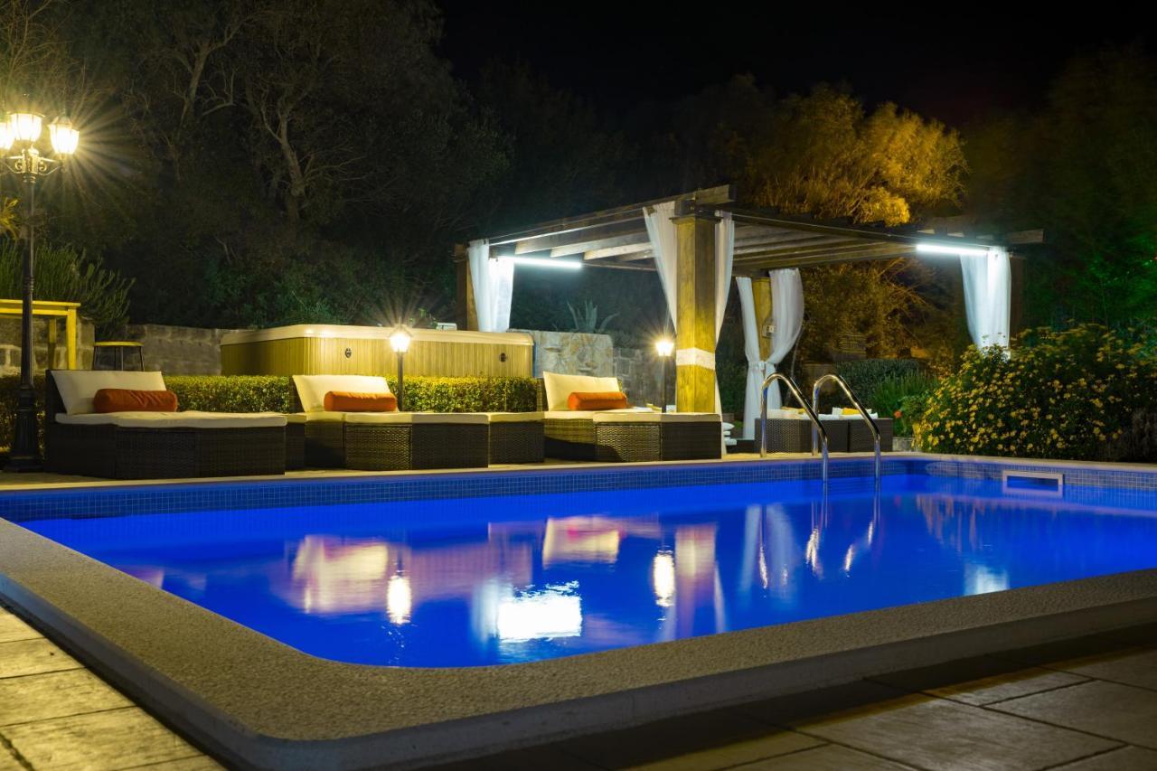 קורצולה Villa Maha - Pool And Jacuzzi, Included Breakfast מראה חיצוני תמונה